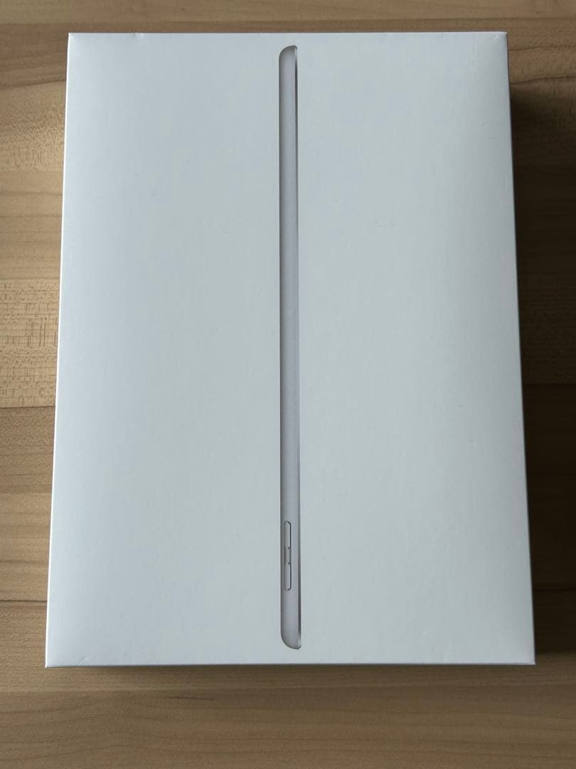 Apple iPad Wi-Fi 32GB シルバー Amazon.com : Apple iPad with WiFi, 32GB, Silver (2017 Model