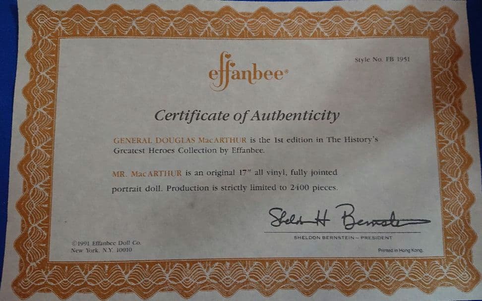 ダグラス・マッカーサー人形フィギュア