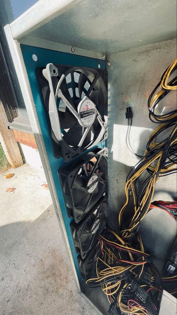 マイニングマシン ジャンク 詳細不明