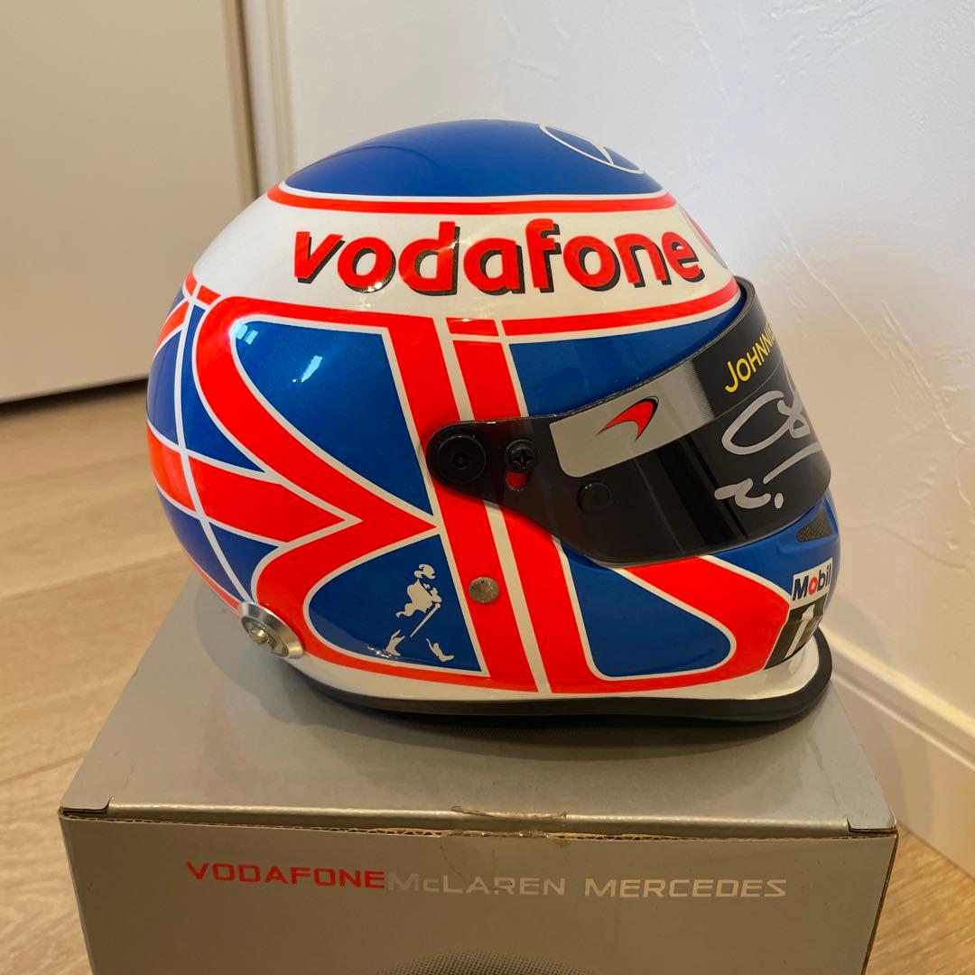 ジェンソンバトン 1/2 ヘルメット サイン入り - メルカリ