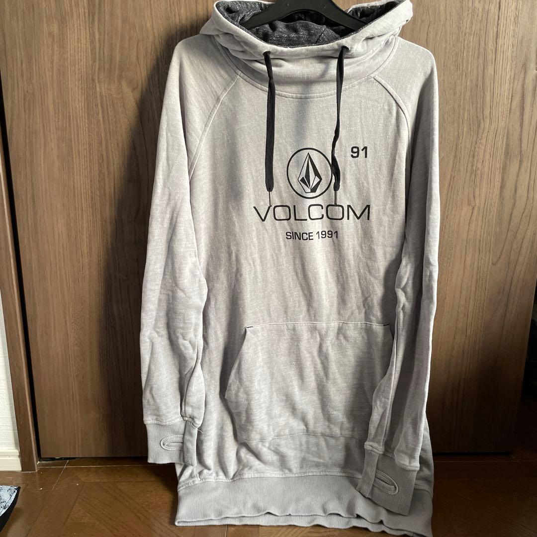 VOLCOM フード付きパーカー グレー - メルカリ