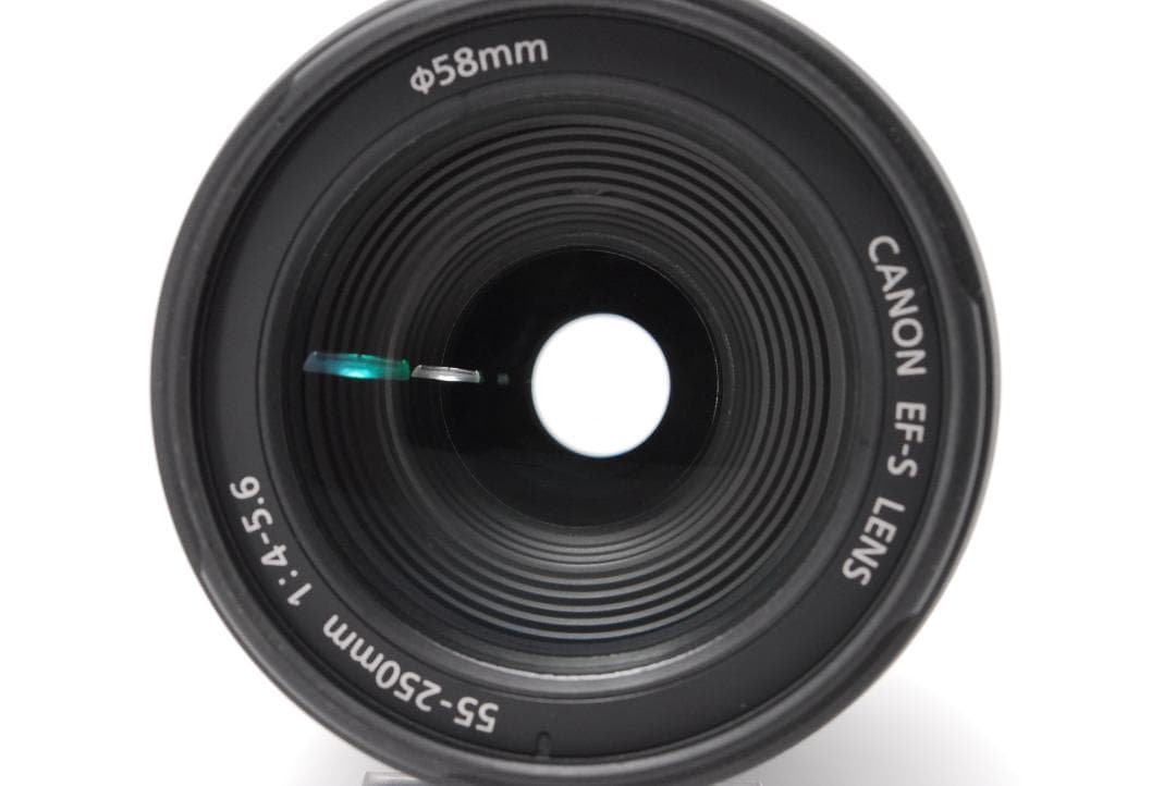 【光学極美品】手振れ補正望遠レンズ　Canon EF-S 55-250mm IS