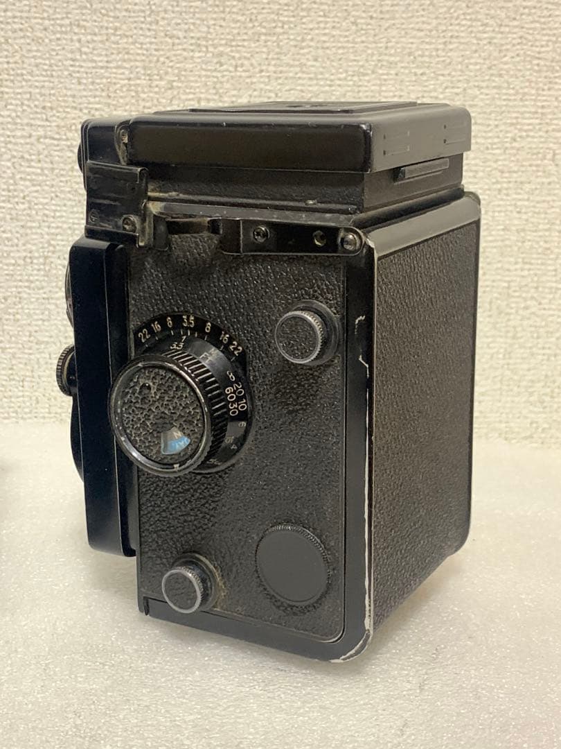 フィルムカメラ YASHICA mat 124G