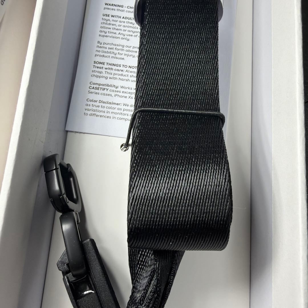 新品 CASETIFY FidlockSnapCross-bodyStrap