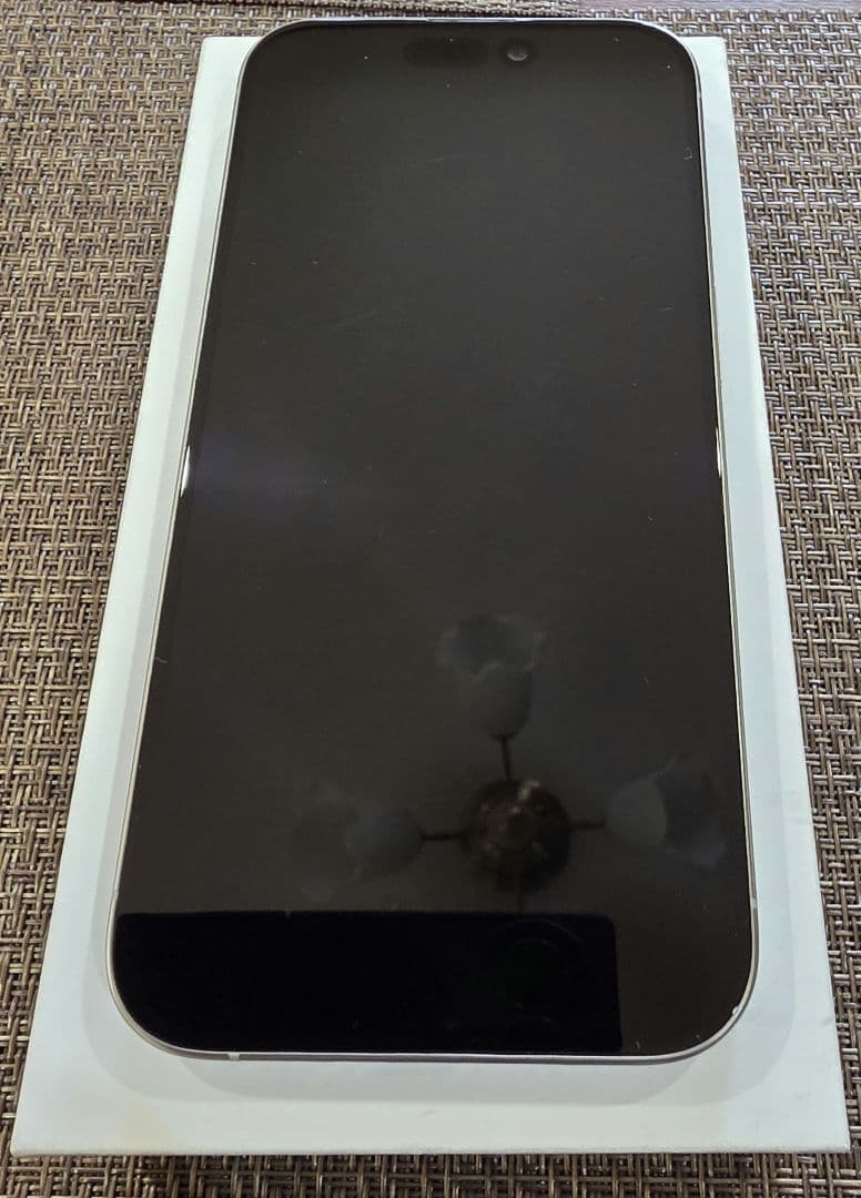K*n様 美品❗Apple iPhone 15 Pro 256gb ホワイト 箱