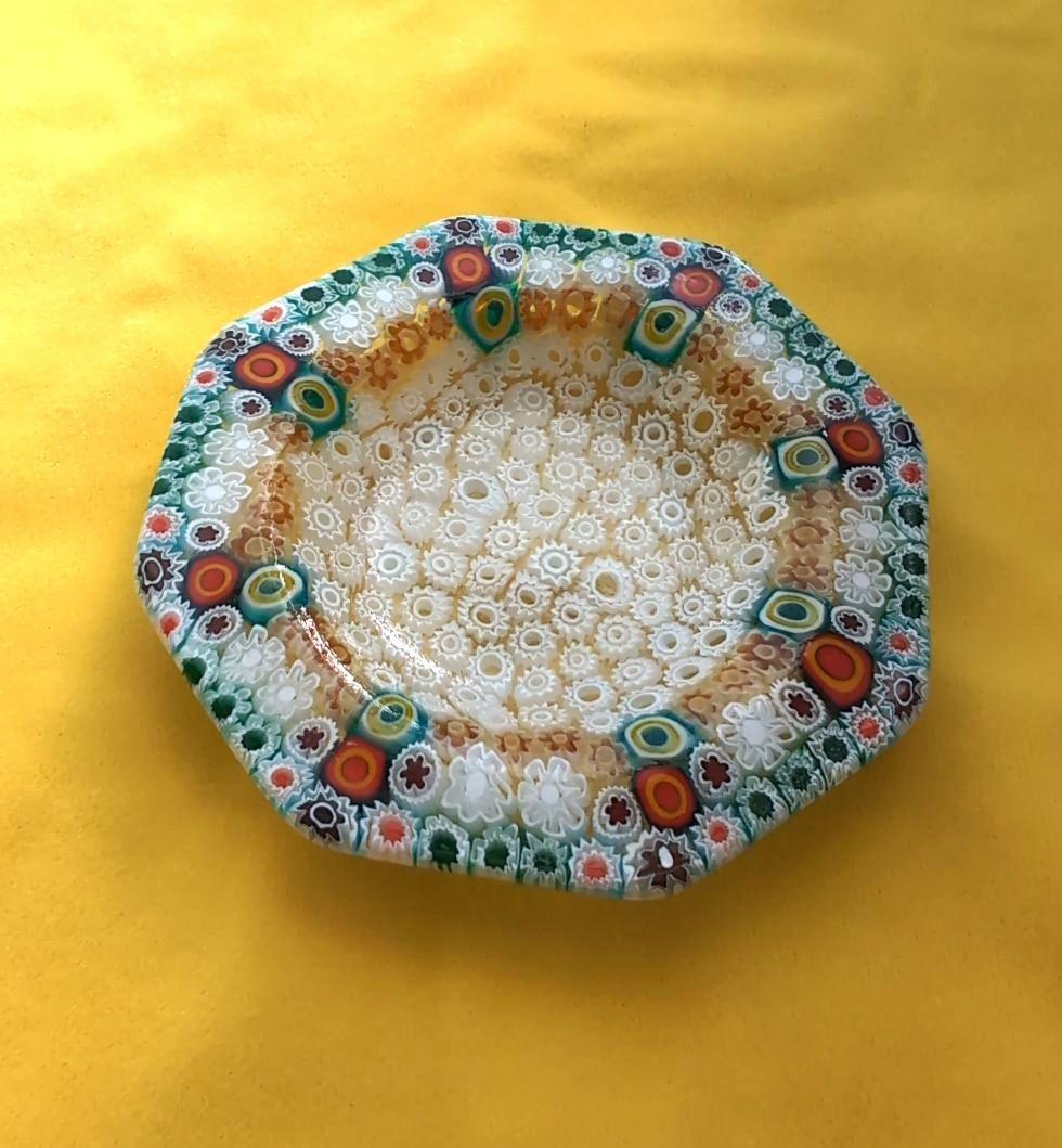 ミルフィオリ 中古 八角形 ガラス皿 多色 花模様