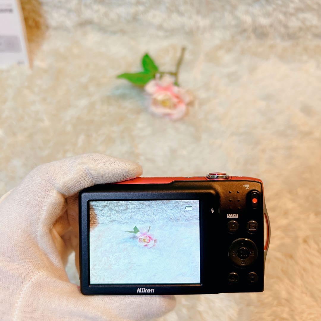【極美品】NikonニコンCOOLPIX S3300 ピンク　説明書付きコンデジ