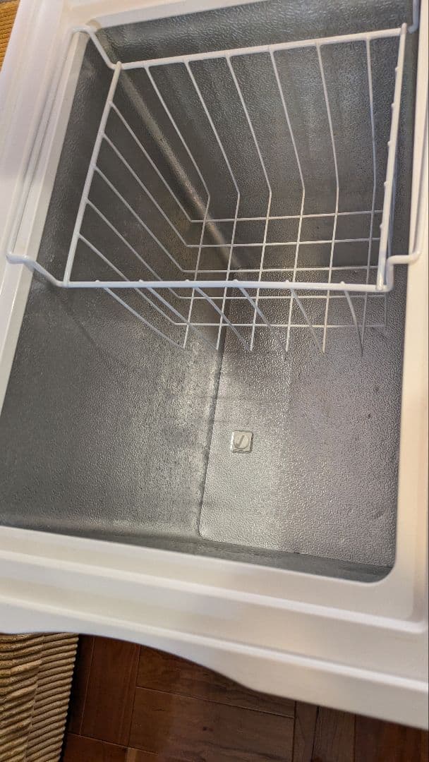 SKジャパン　ノンフロン冷凍庫