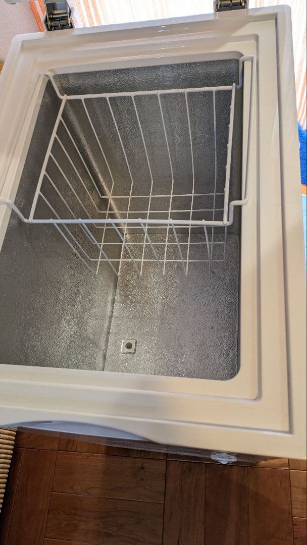 SKジャパン　ノンフロン冷凍庫