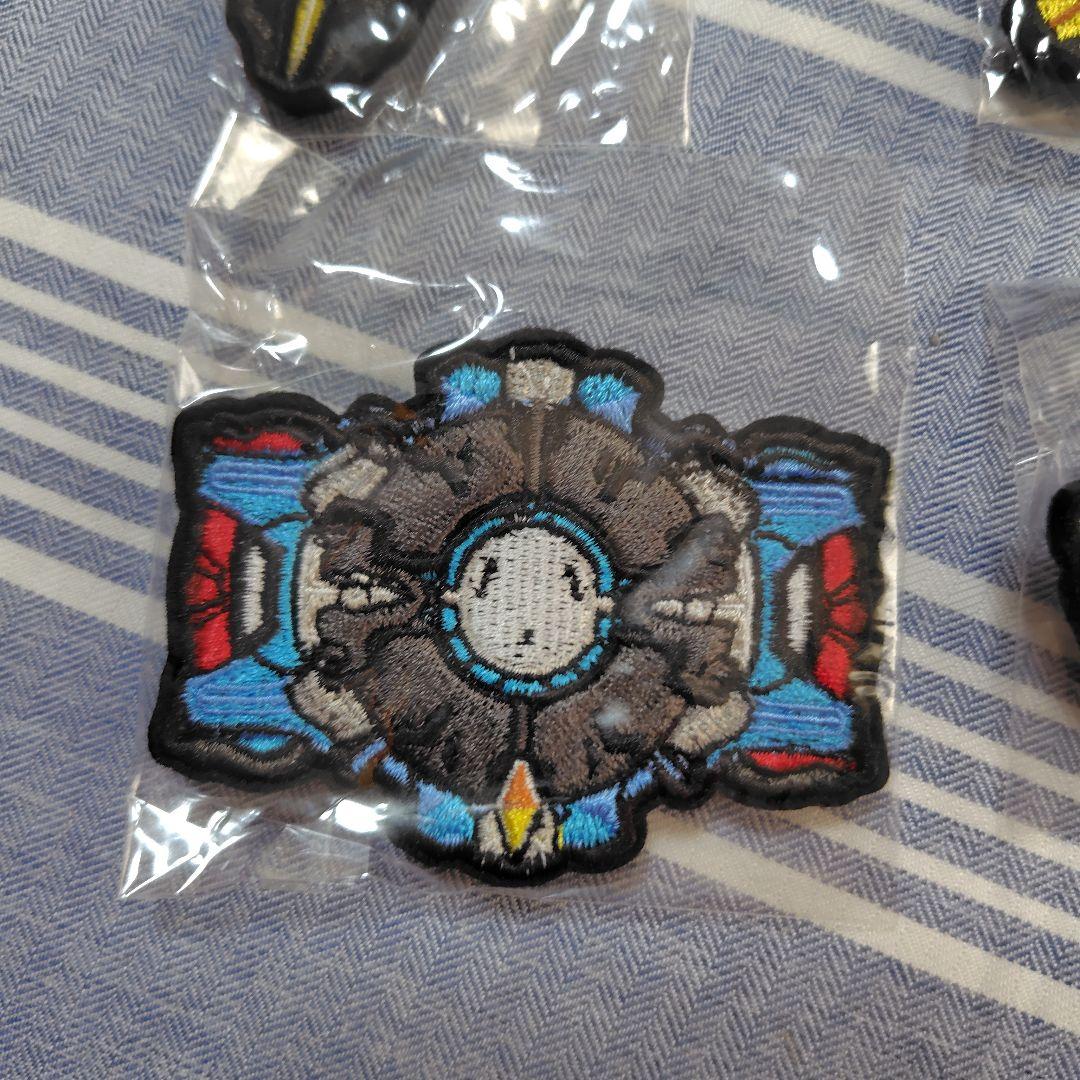 値下げ中ウルトラマン 刺繍ブローチ 未開封未使用品 10点セット