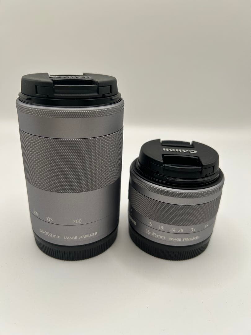 キャノンカメラ　Canon EOS M ホワイト レンズ2本付き