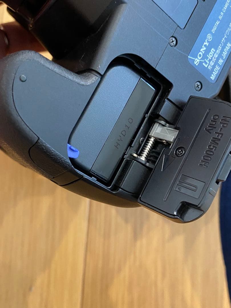 SONY α200 デジタル一眼　35-105 100-300 ダブルレンズ※注