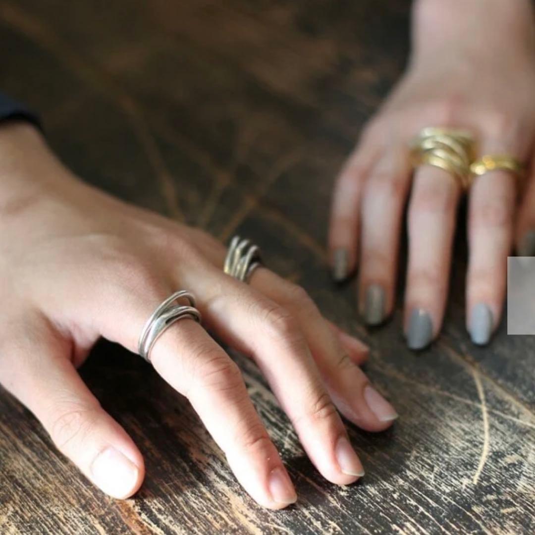 イオッセリアーニ 8連リング (アッシュペーフランス) - メルカリ