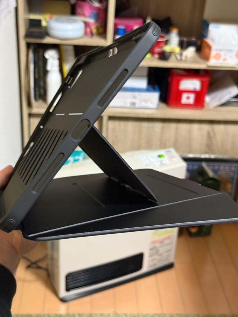 iPad Pro 第7世代11インチバッテリー状態100%