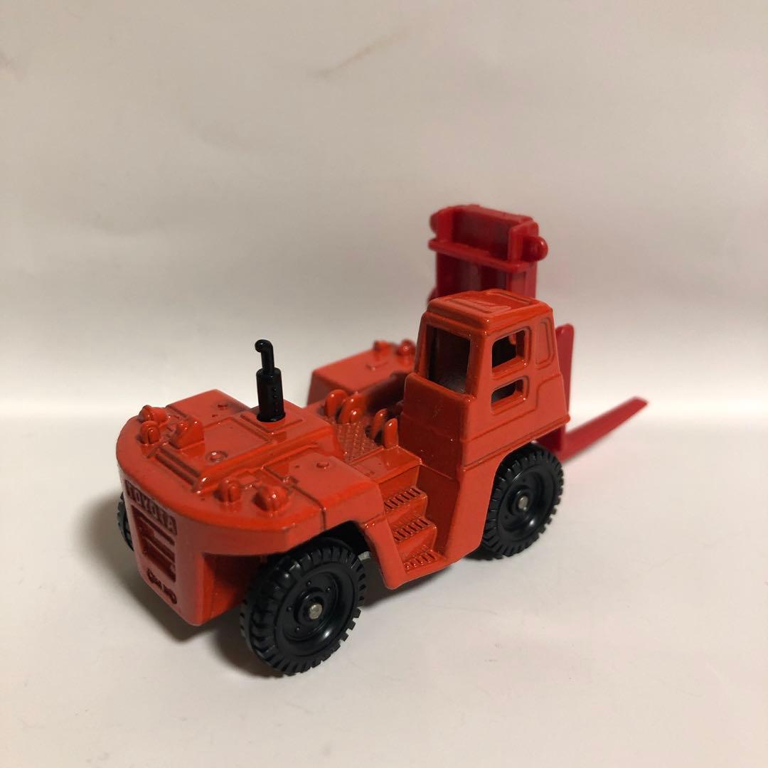 トミカ 黒箱 トヨタ フォークリフト FD 200 国産 - メルカリ