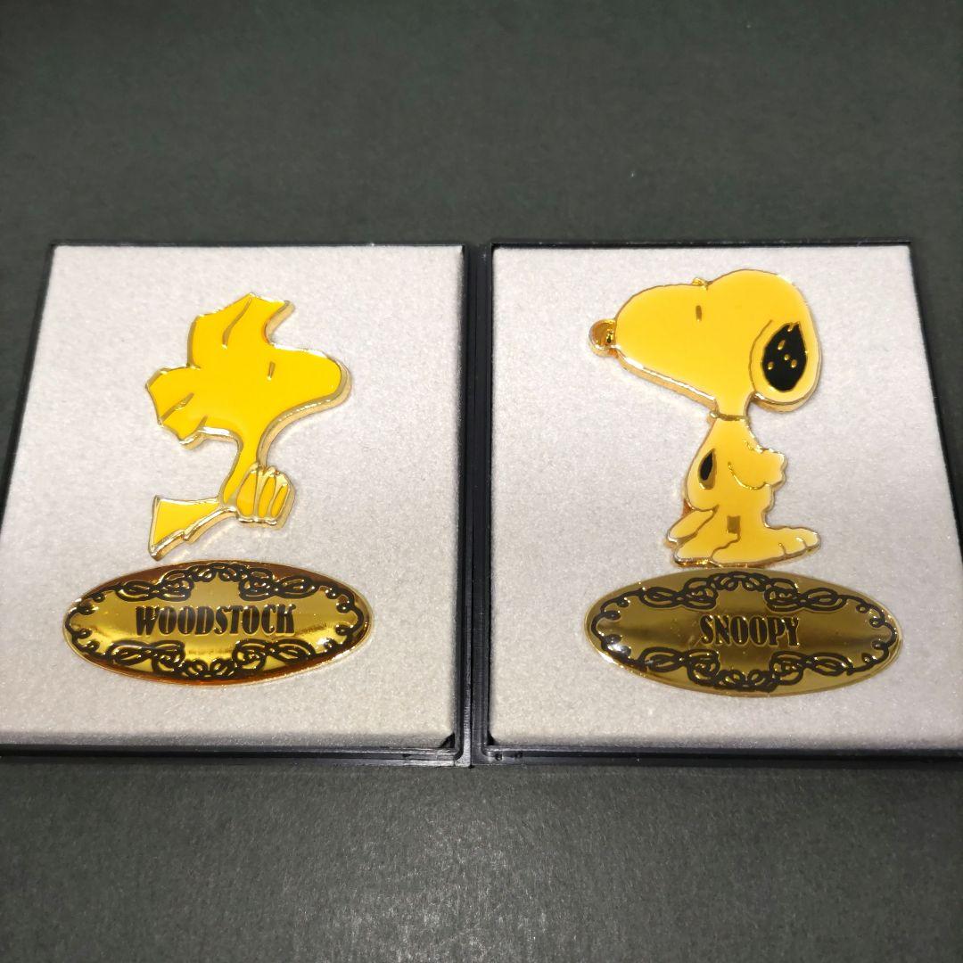 昭和レトロ スヌーピー＆ウッドストック ピンバッジ ケース入り