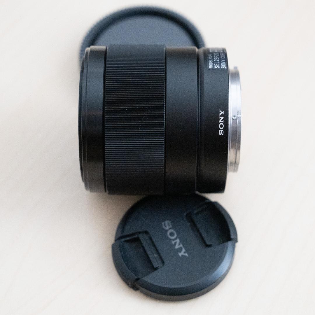 Sony FE 28mm F2 レンズ　中古