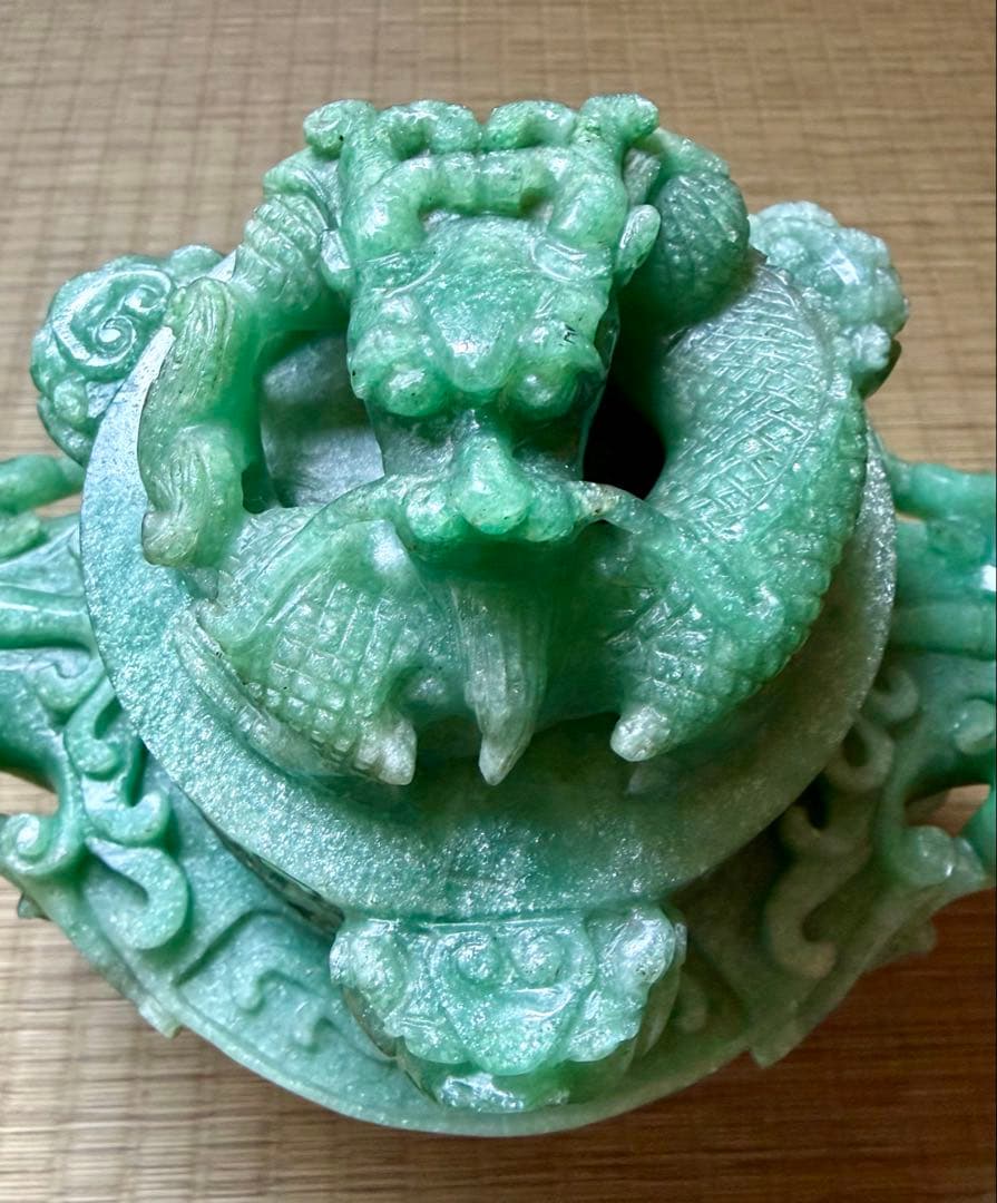 中国 香炉 翡翠 玉石 蓋付き ドラゴン彫刻 大きめ