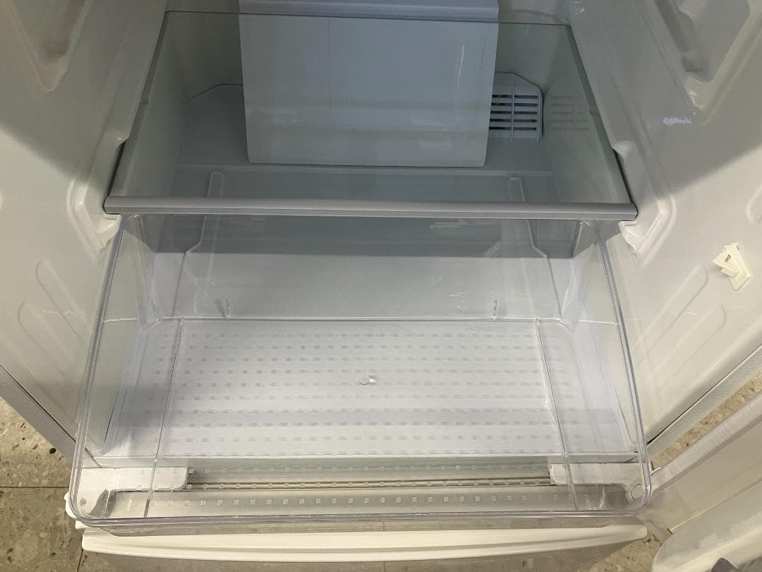 SHARP 冷凍冷蔵庫 SJ-D14EW 137L 2019年製