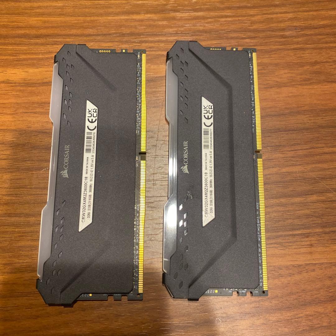 CORSAIR VENGEANCE PRO DDR4 16GB×2 32GB