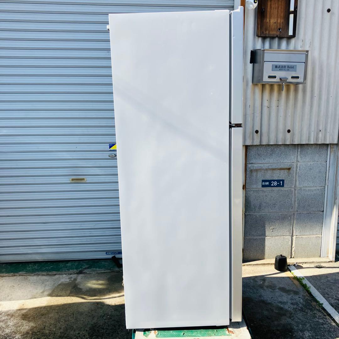 11r77. Hisense 227L 冷凍冷蔵庫 HR-B2301 2018年