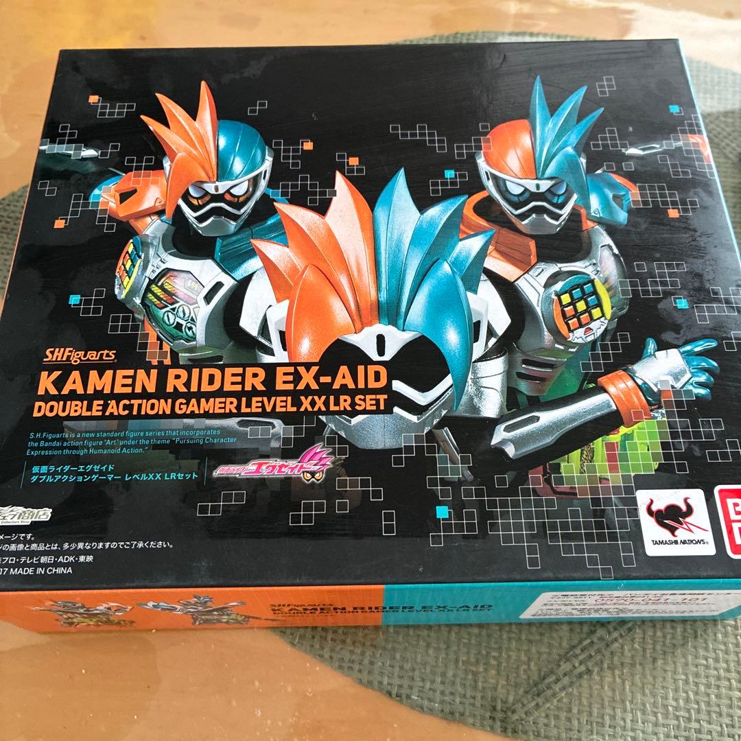 shフィギュアーツ 仮面ライダーエグゼイドダブルアクションゲーマーLvXX S.H.Figuarts 仮面ライダーエグゼイド ダブルアクションゲーマー