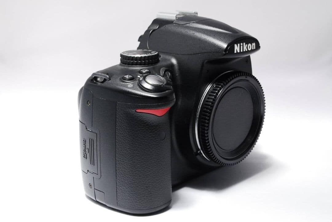 ♥初心者安心セット♥Nikon D5000♥高画質×軽量 AF対応 標準レンズ付