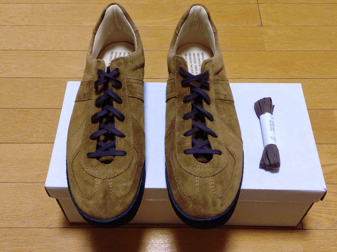 靴 hobo GERMANTRAINER REPRODUCTION OF FOUND REPRODUCTION OF FOUND × hobo の スニーカー – COVERCHORD