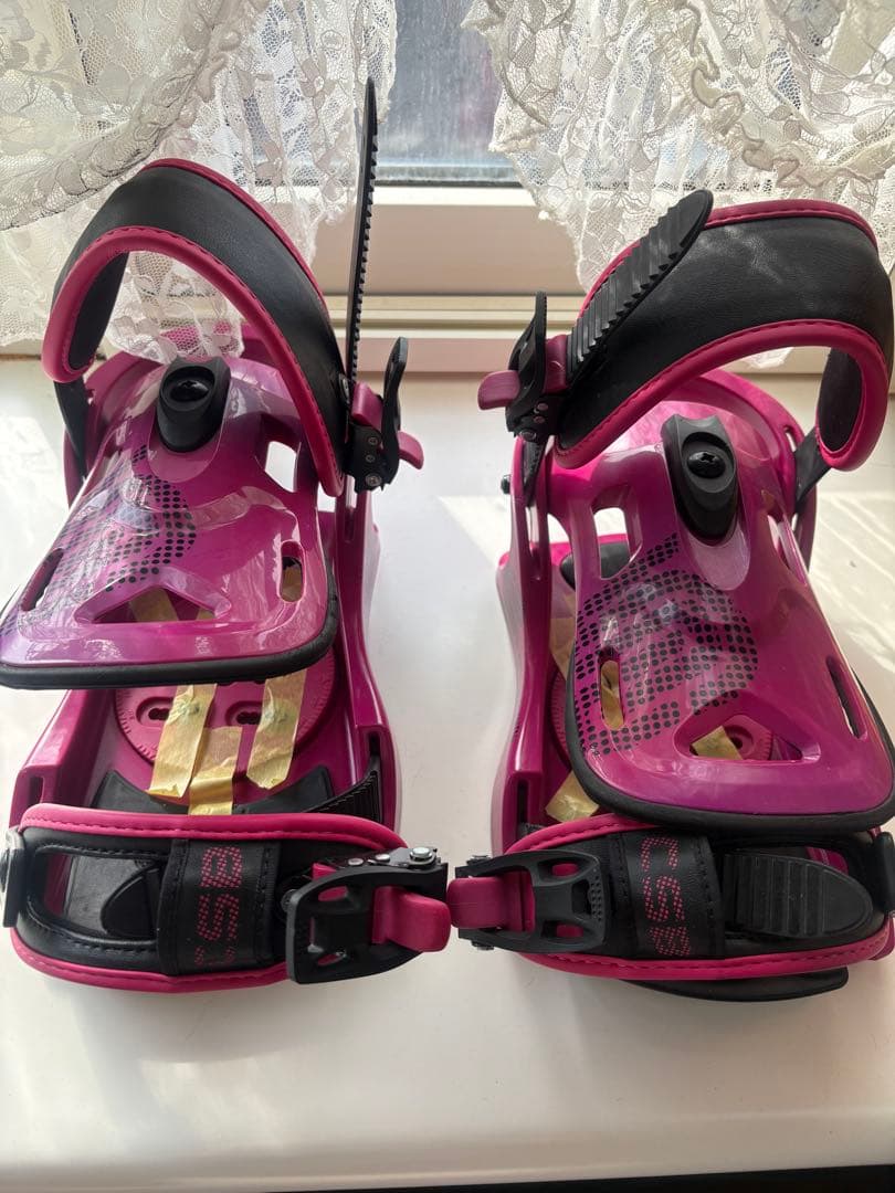 CSB ピンク スノーボードビンディング - メルカリ