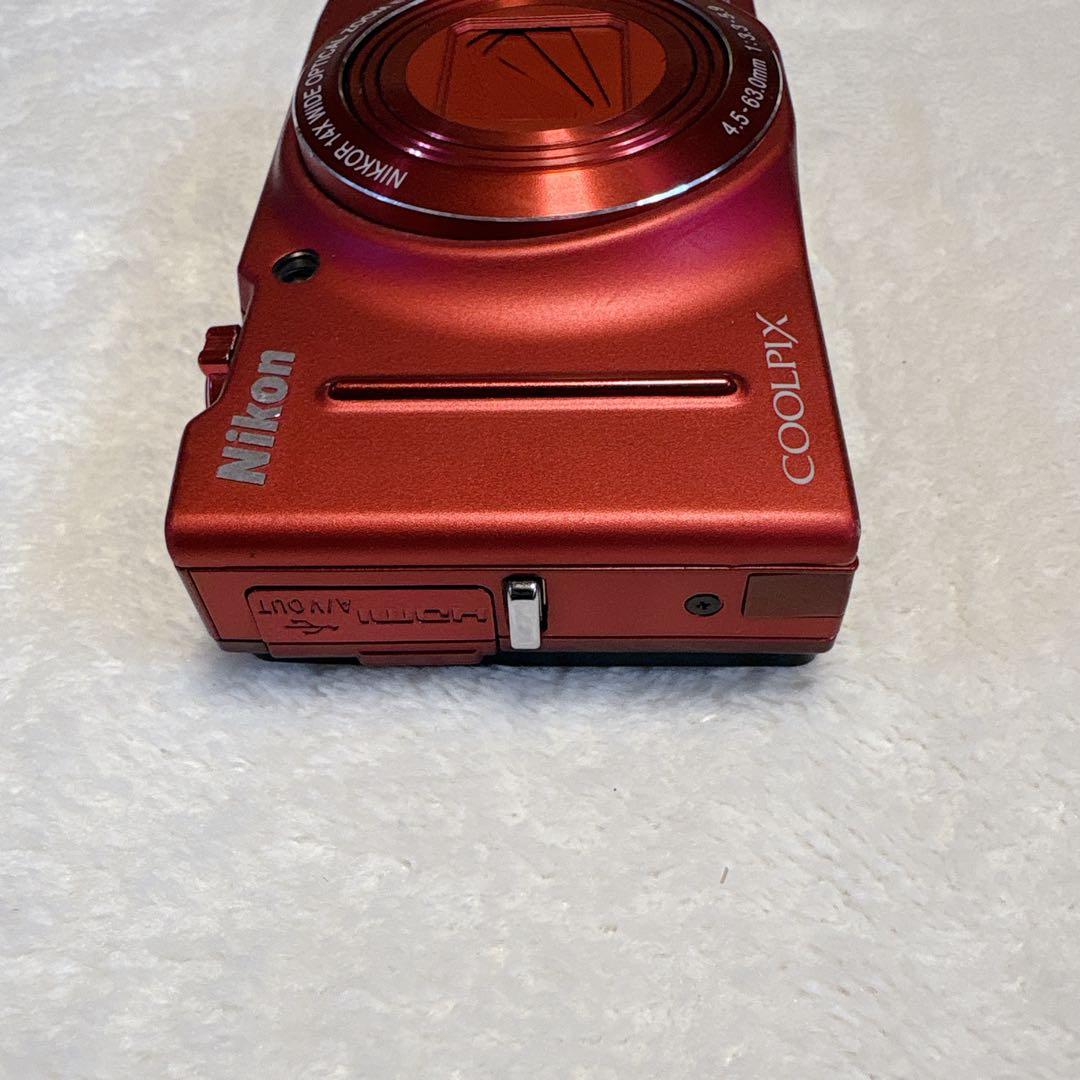 Nikon COOLPIX S8200 レッド