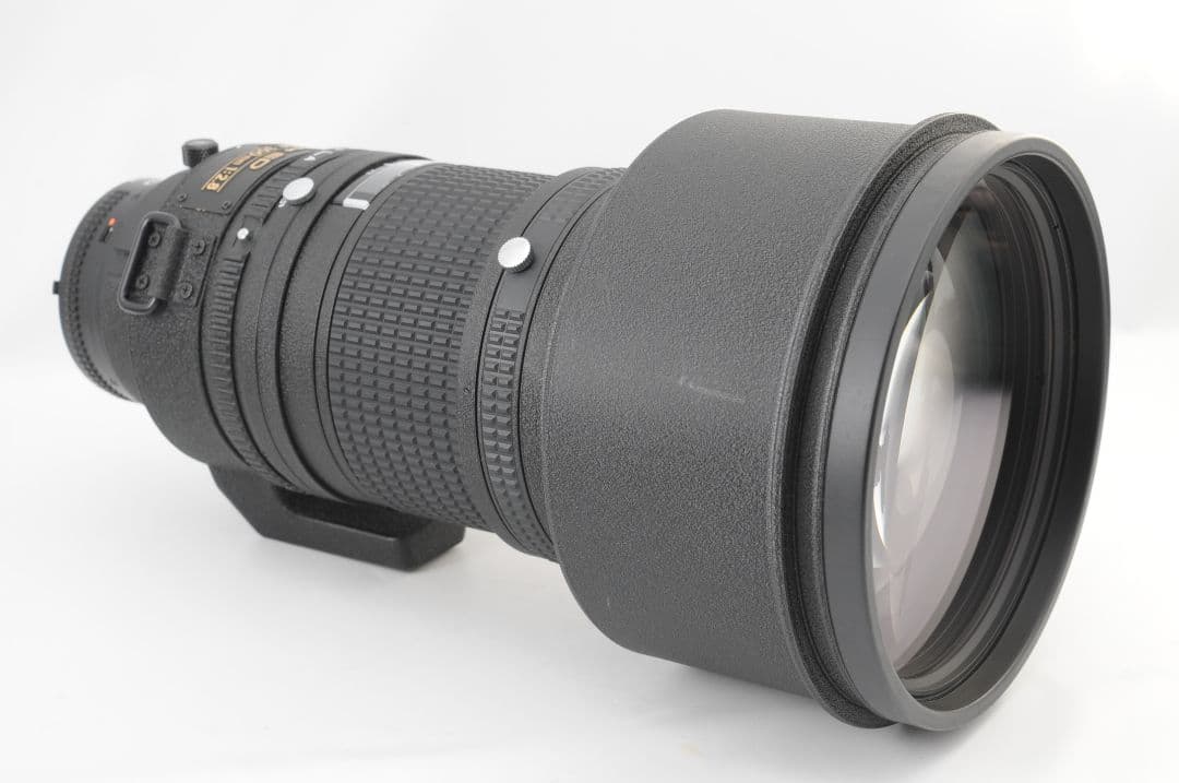 Nikon AF NIKKOR 300mm F2.8 ED 大口径望遠レンズ