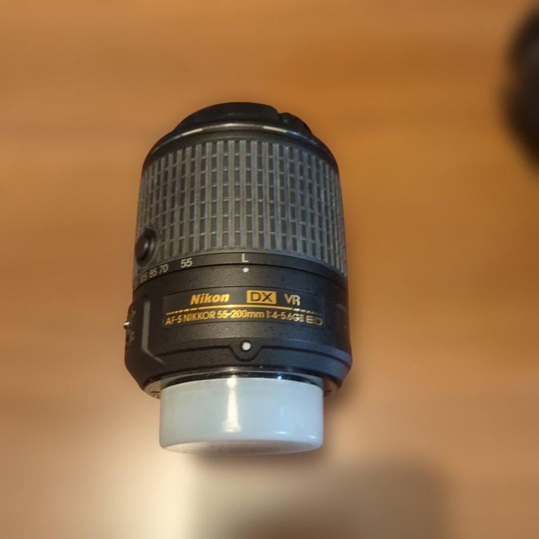 Nikon D3300 デジタル一眼レフ 本体　レンズ2つ　バッテリー充電器