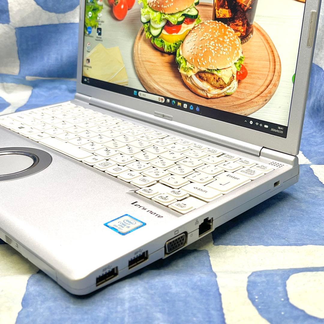 第8世代♡人気レッツノート♪快速SSD256GB☆高性能i5☆カメラ！Win11