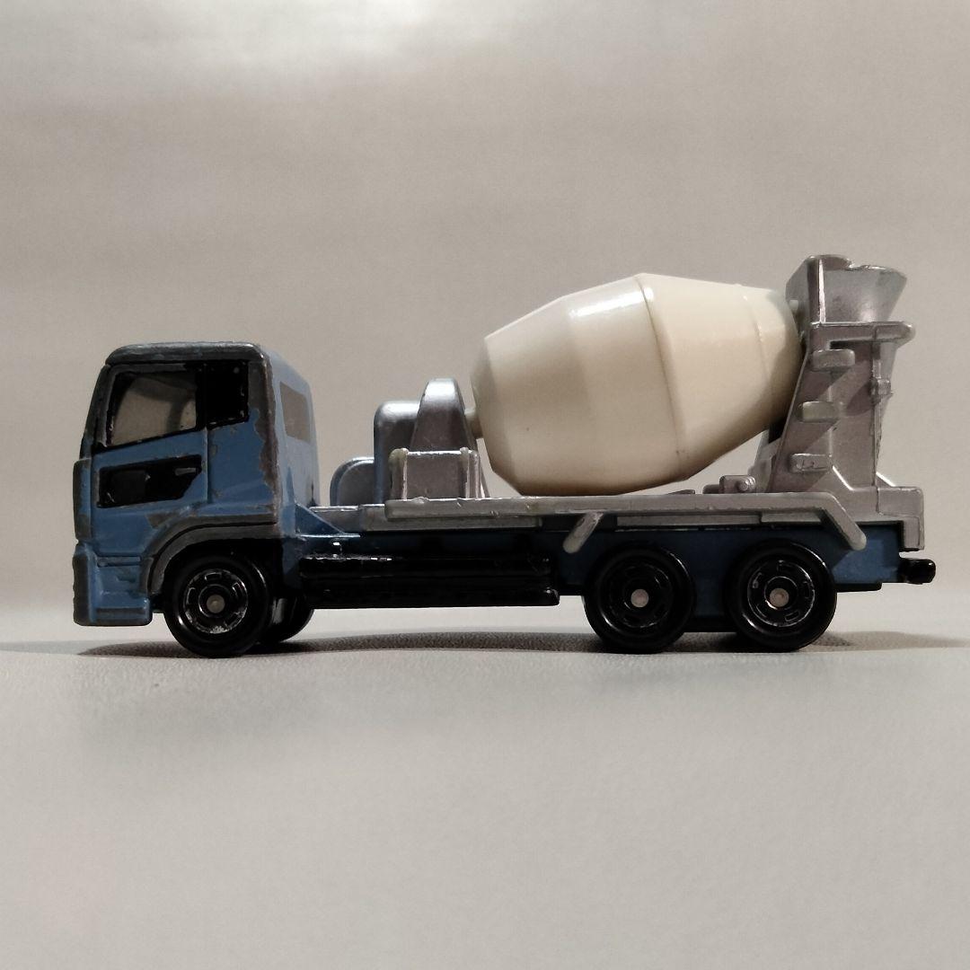 4501 トミカ 2005年 日産ディーゼル クオン ミキサー車 ルース - メルカリ