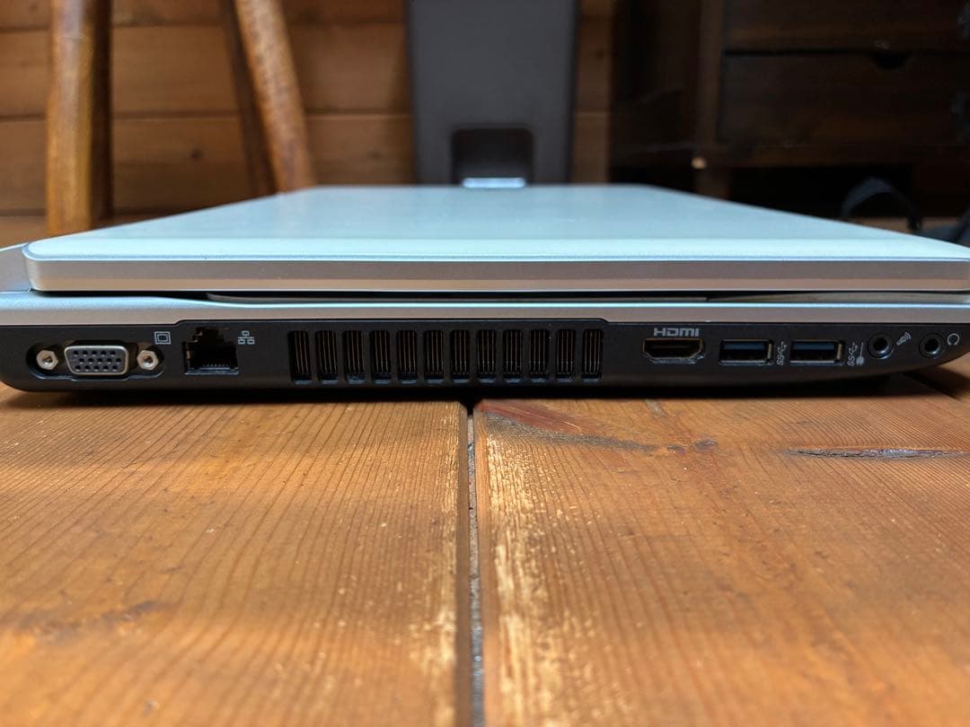 NEC ノートパソコン　LL750/E Blu-ray Disc対応