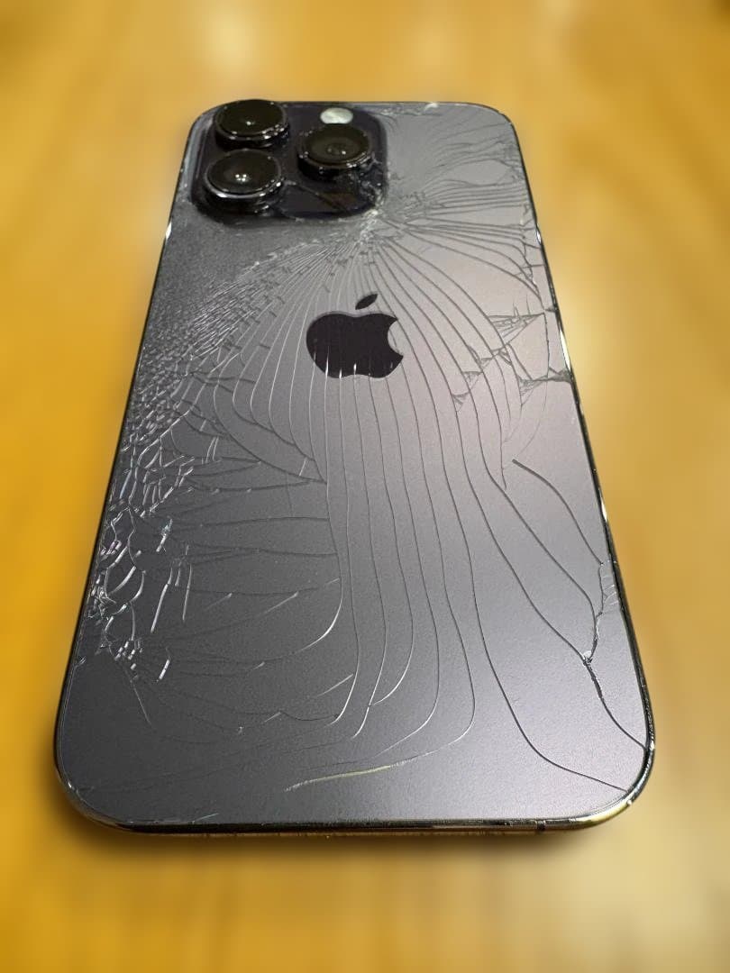 【背面割れ】Apple iPhone 14 Pro 本体　【ジャンク品】