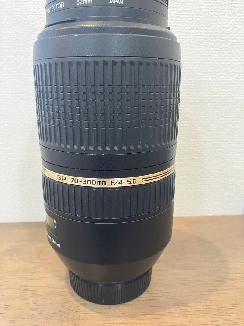TAMRON SP 70-300mm F/4-5.6 ズームレンズ