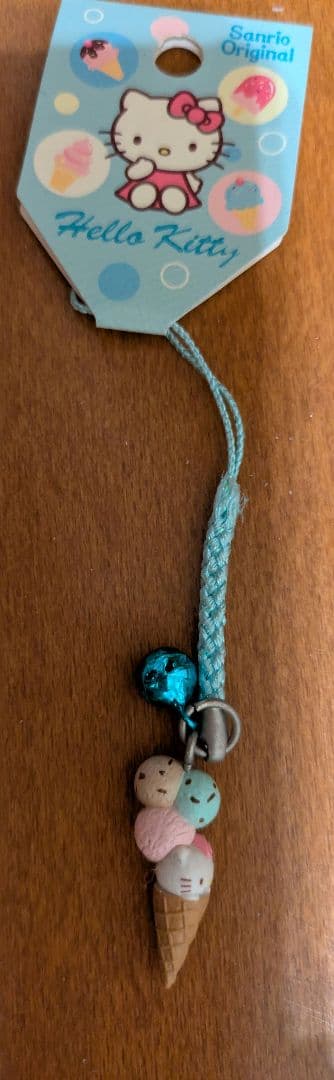 キティ アイスクリーム　スイーツ　根付け キティ アイスクリーム根付け