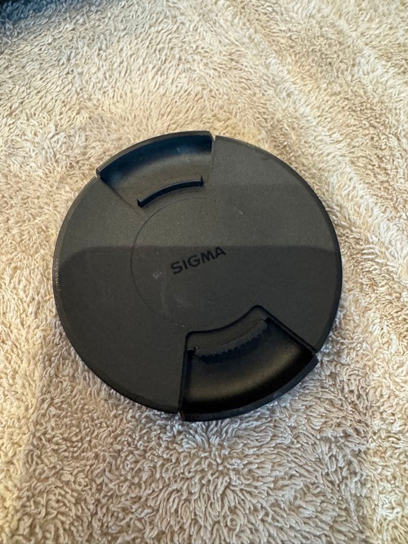 SIGMA 18-35mm F1.8 DC Artレンズ APS-C