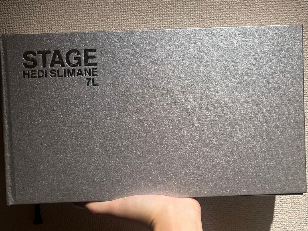 アート・デザイン・音楽 HEDI SLIMANE STAGE Stage - Hedi Slimane