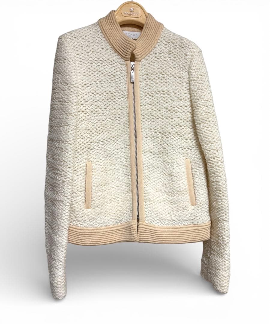 エスカーダ ニットジャケット ホワイト× ベイジュ - メルカリ