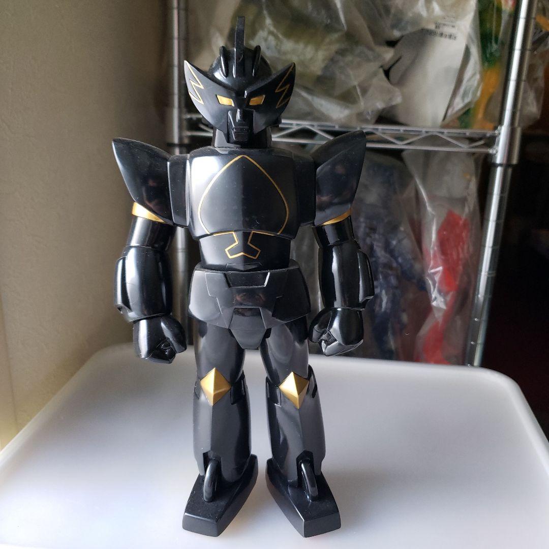 工匠堂　ソフビ　ギンガイザー　ロボットフィギュア 　黒　ブラック 2017年6月24日受注開始！ 海外メーカー・工匠堂のロボットソフビ