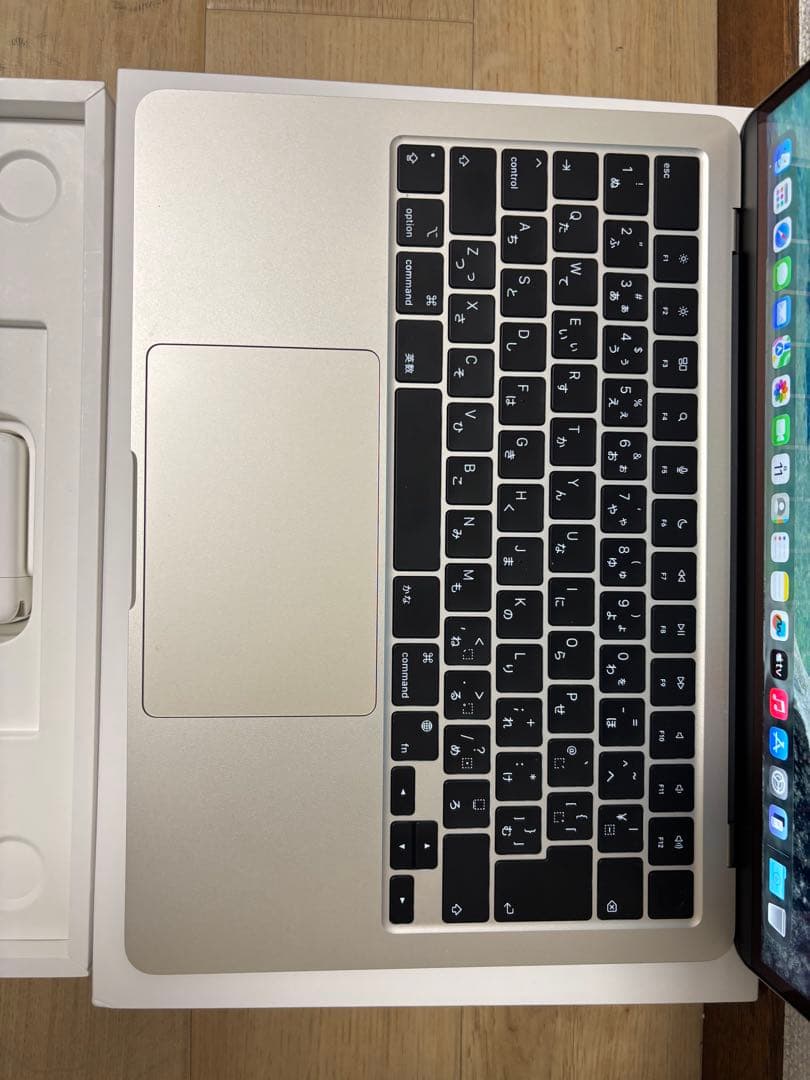 バッテリー新品同様　M2 1TB 16GB MacBook Air 13インチ
