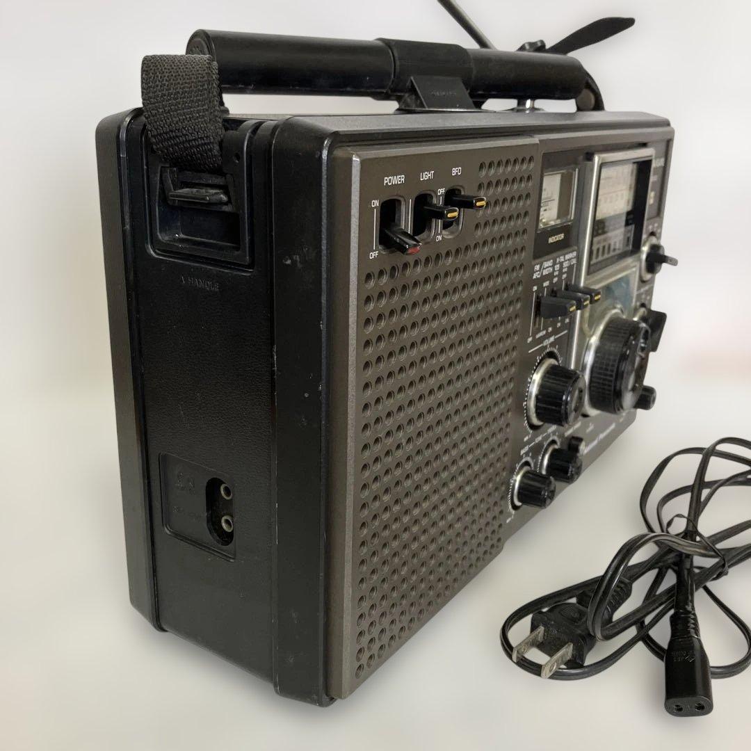 ナショナルＢＣＬラジオ　　クーガー　 ２２００　　完動品