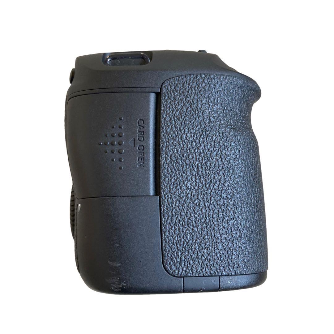 ★美品★ Canon EOS 6D ボディー　13,000シャッター