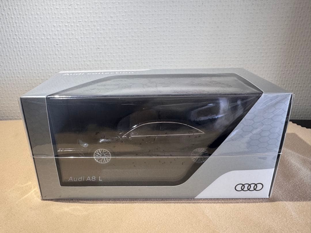 Audi A8 L Myth Black 1:43 ミニカー Audi公式ミニカー Audi Collection (アウディコレクション) Audi A8L
