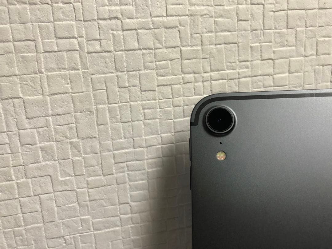 iPad Pro 12.9インチ 第3世代 256GB AU SIMフリー 58