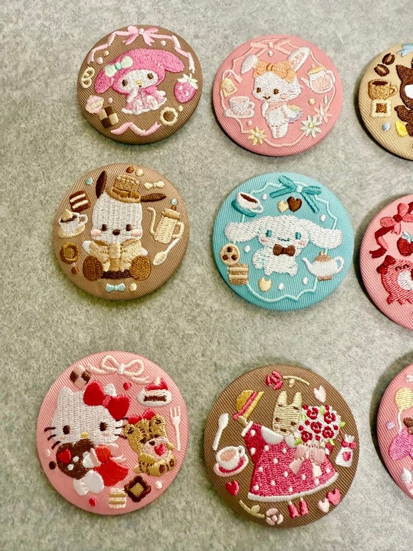 サンリオキャラクターズ 刺繍缶バッジビスケット3 コンプリートセット