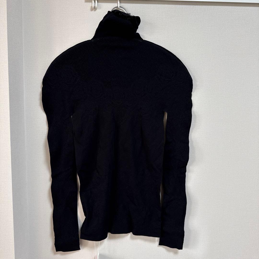 新品】チャコットノーソーイングニット ローズモチーフ タートルネック