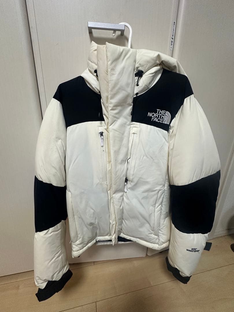 THE NORTH FACE バルトロダウン XS ホワイト/ブラック THE NORTH FACE - ザノースフェイス バルトロ ライトダウンジャケット